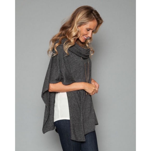 NWT Multi Style One-Size-Fits-Most Sweater Poncho by Lovestitch | Charcoal - Picture 1 of 2
